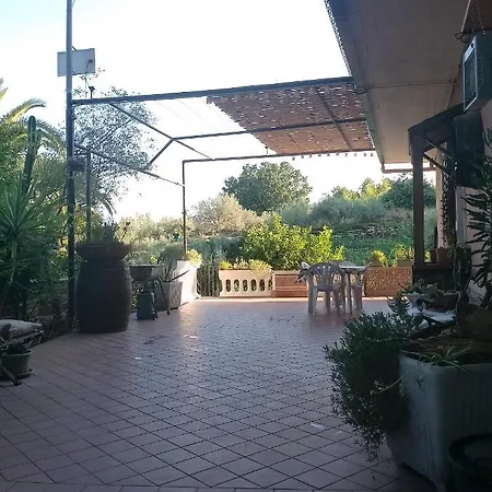 בית נופש Villa Natura *
