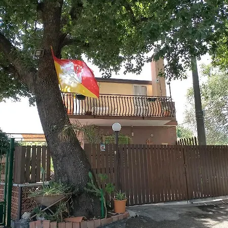 Villa Natura Tatil Evi Piedimonte Etneo